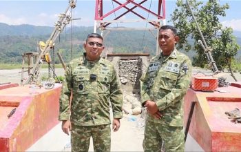 Danrem Tinjau Pembangunan Jembatan Gantung di Agara