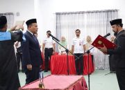 Bupati Al-Farlaky Lantik Pj Sekda, Prioritaskan Penanganan Banjir