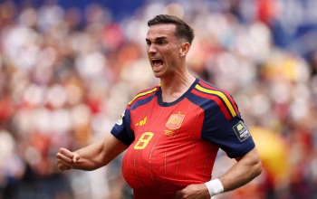 Merino Antar Spanyol Tantang Prancis di Semifinal