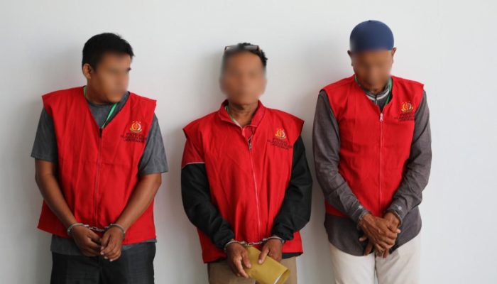 Kejari Lhokseumawe Tahan Tiga Tersangka Korupsi APBG Alue Lim