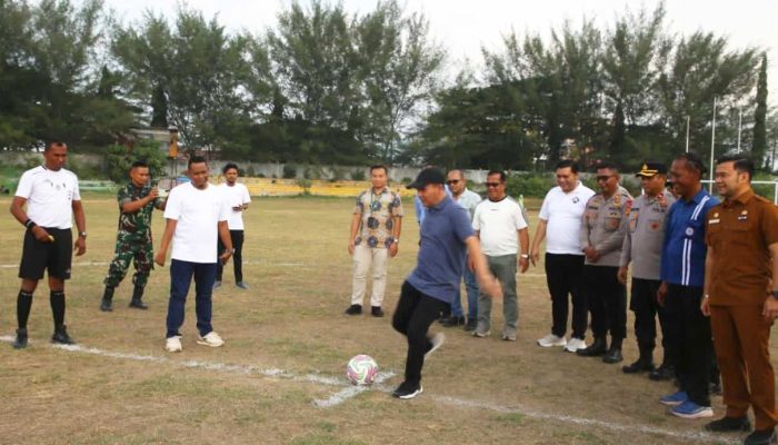 Wali Kota Resmi Buka Liga Eksekutif JPFC VIII