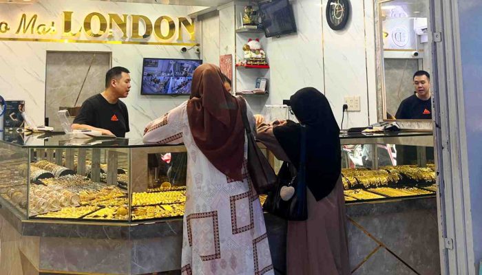 Harga Emas Turun, Minat Beli Warga Banda Aceh Meningkat