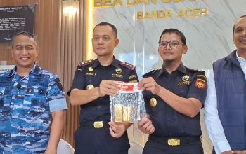 Bea Cukai Gagalkan Penyelundupan Hampir 900 Mayam Emas ke Malaysia