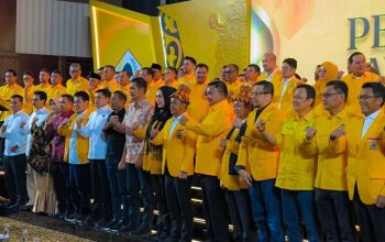 Bahlil Lantik Pengurus Golkar Aceh, Kader Muda Mendominasi Kepengurusan