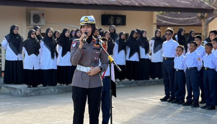 Satlantas Bireuen Tanamkan Budaya Tertib Berlalu Lintas Sejak Dini