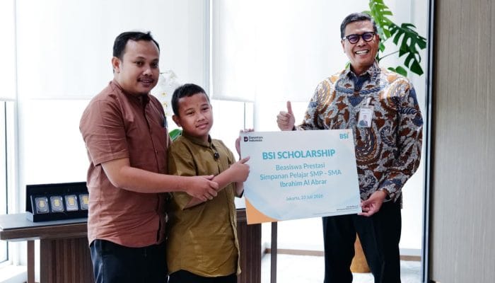BSI Beri Beasiswa Talenta Muda Peraih Apresiasi NASA Indonesia