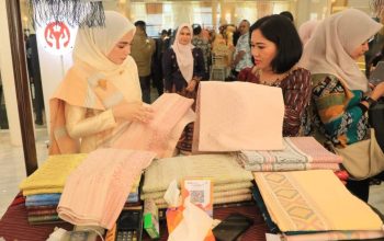 Lhokseumawe Promosikan Wastra Daerah di APEKSI 2026