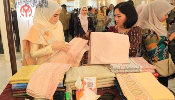 Lhokseumawe Promosikan Wastra Daerah di APEKSI 2026