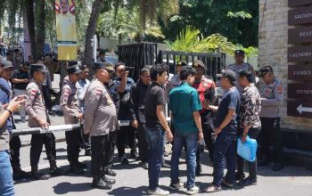 Demo Warnai Rakerda Golkar, Pengamanan Polisi Pastikan Kegiatan Kondusif