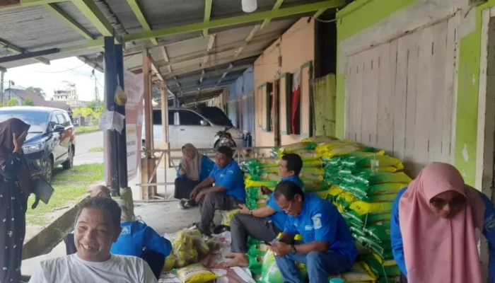 Tekan Harga Pemkab Aceh Singkil Gelontorkan 12 Ton Beras SPHP
