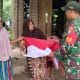 Dari Pintu ke Pintu, TNI-Polri Kobarkan Semangat Merah Putih