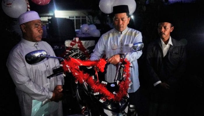 Haili Yoga Serahkan R3 untuk Kampung Timangan Gading