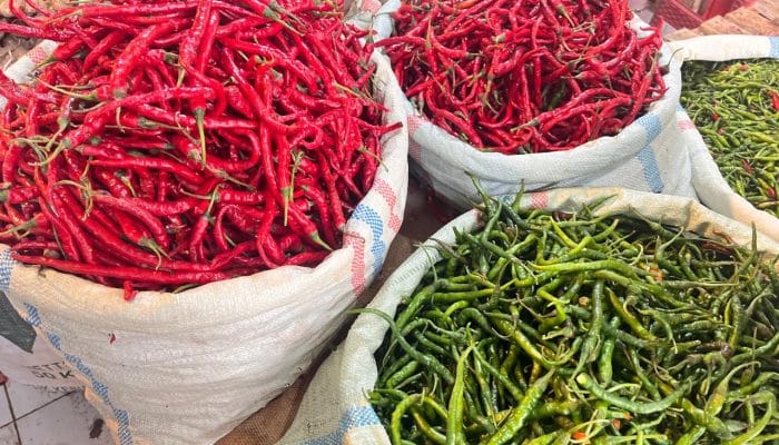 Cabai Hijau Tomat Naik Harga, Komoditas Lain Stabil