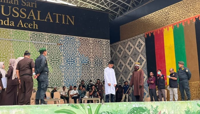 11 Terpidana Dicambuk, Ajudan Ketua DPRA Ikut Dieksekusi