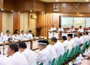 Wagub Aceh Minta SKPA Terbuka Sampaikan Informasi Publik
