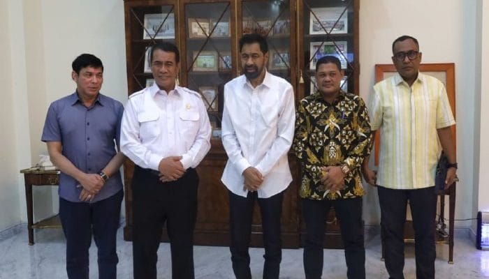 Mualem Temui Mentan, Minta Percepat Pemulihan Pertanian Aceh Terdampak