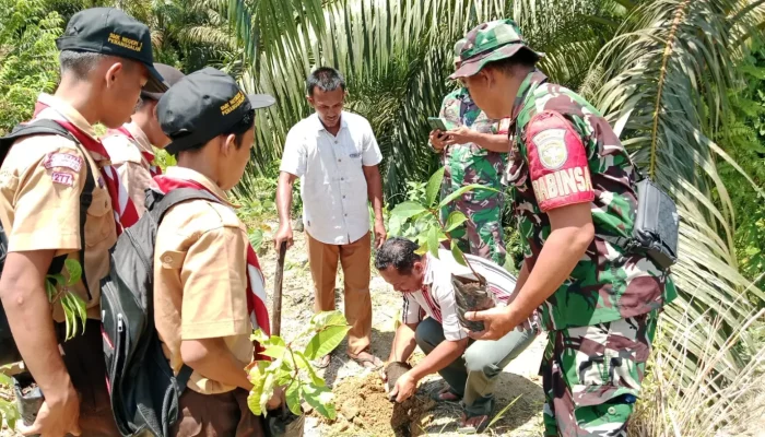 Sambut HUT TNI, Kodim Subulussalam Tanam Pohon