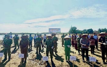 Kodim Aceh Utara Tanam 2.000 Mangrove di Pesisir Seunedon