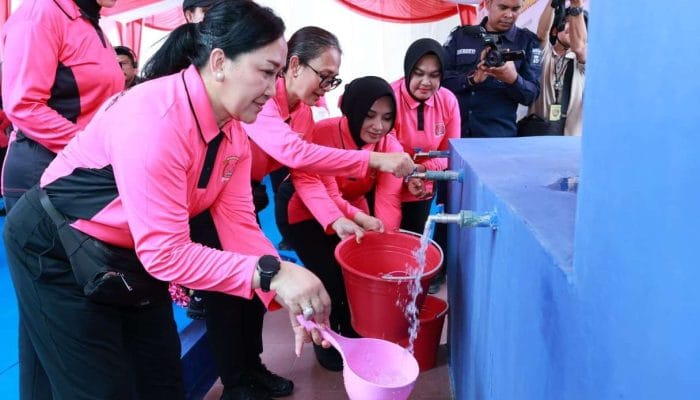 Ketum Bhayangkari Resmikan 82 Sumur Bor di Aceh