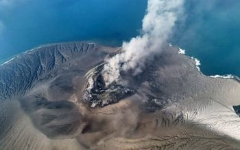 Erupsi Menerus Anak Krakatau Berakhir, Status Tetap Siaga