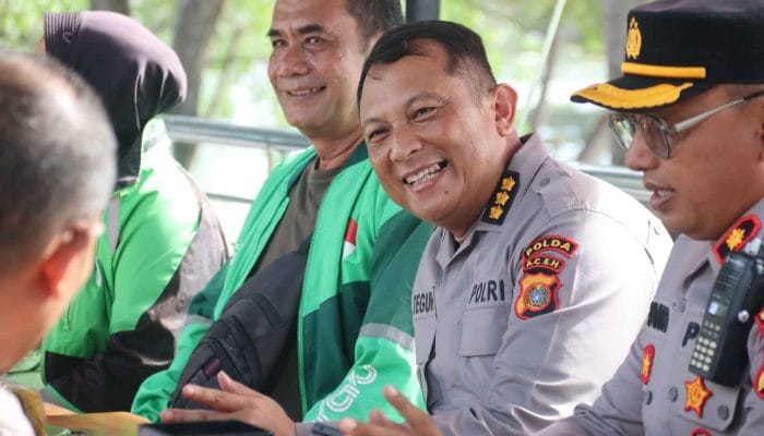 Kapolresta Banda Aceh Ngopi Bersama Komunitas Ojol