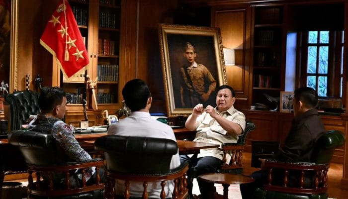 Prabowo Panggil Bakom, Minta Dengarkan Keluhan Rakyat