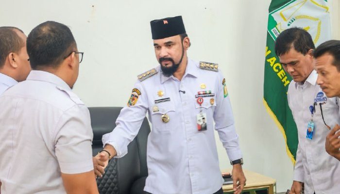 Bupati Aceh Timur Evaluasi PDAM, Siapkan Tim Audit