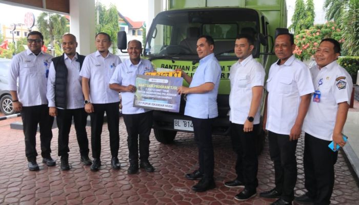 Lhokseumawe Dapat Truk Sampah Gratis dari PT PIM